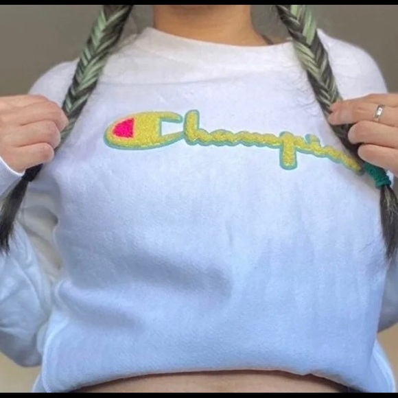 Champion Reverse Weave Crewneck - Picture 2 of 3